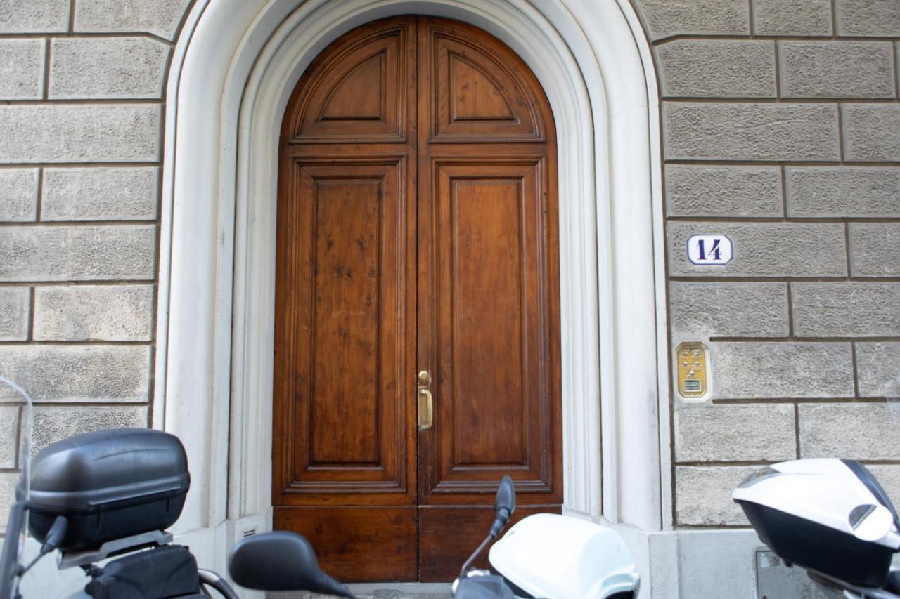 Uffizi Prestige By Mmega Apartment Firenze Bagian luar foto